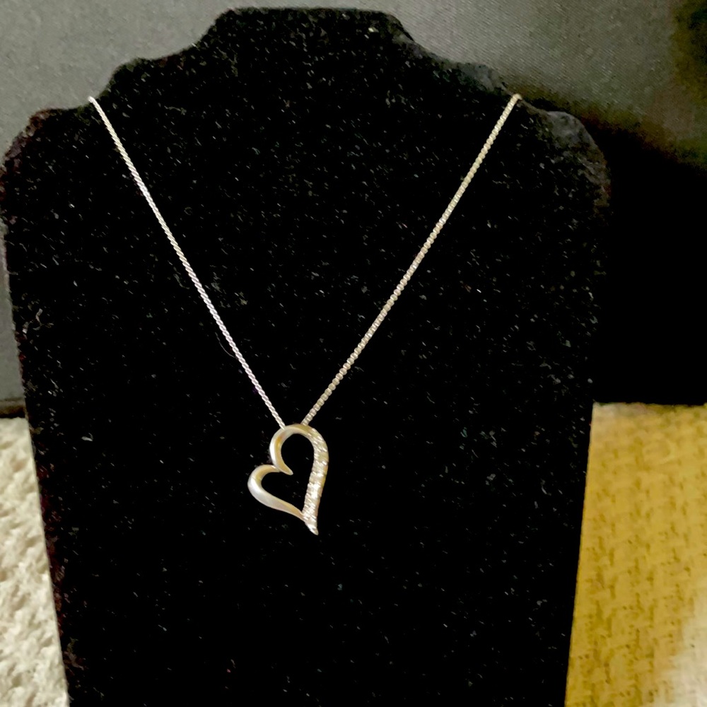 💕Moissanite heart sterling necklace Samual Benham🎉 Mother's Day 💜💙🩷